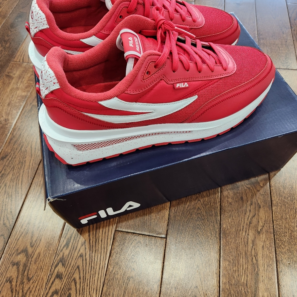 Fila sneakers - Picture 9 of 15
